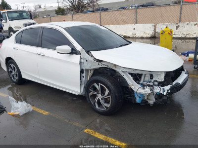Honda Accord 2017 1HGCR2F36HA185873