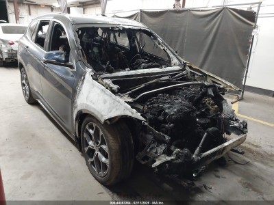 BMW X1 2021 WBXJG9C07M3M70873