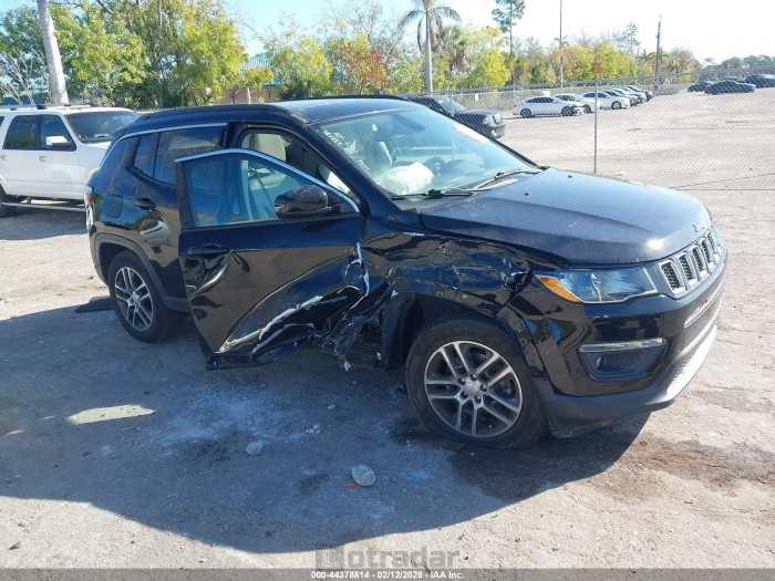 Jeep Compass 2018 VIN 3C4NJCBB4JT487887