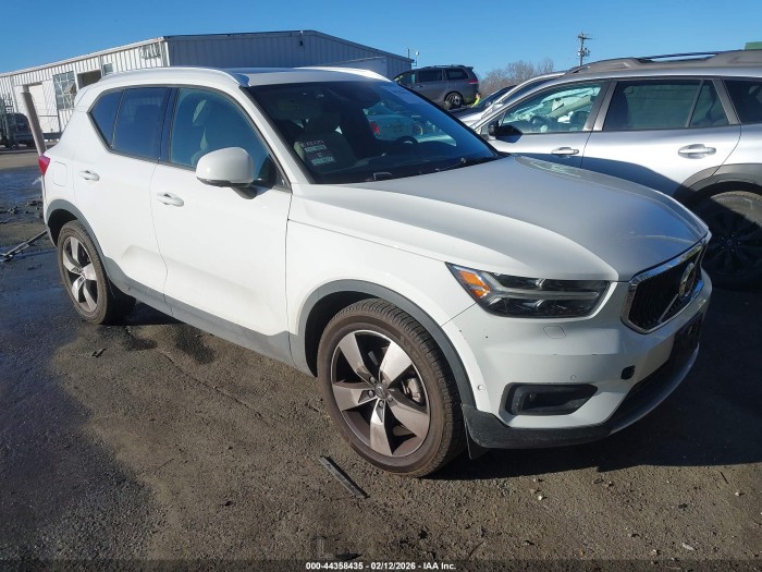 Volvo Xc40 2019 VIN YV4162UK9K2153975