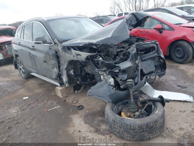 BMW X1 2018 WBXHT3C34J5L29745