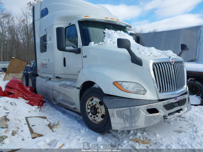 International   2019 VIN 3HSDZAPR3KN840941