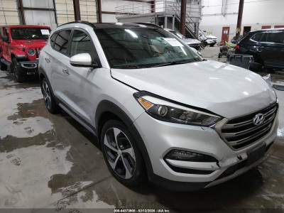 Hyundai Tucson 2018 KM8J3CA21JU695365