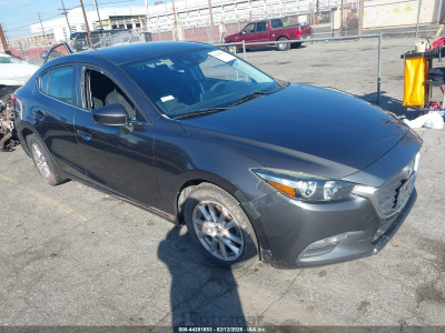 Mazda 3 2018 3MZBN1U77JM159648