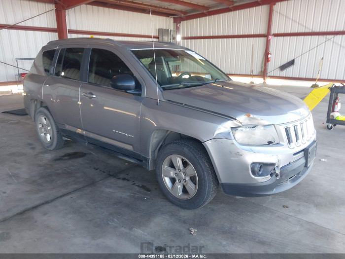 Jeep Compass 2014 VIN 1C4NJCBAXED844654
