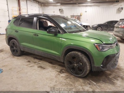Volkswagen Taos 2025 3VV2C7B25SM030135