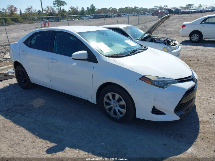 Toyota Corolla 2017 VIN 5YFBURHE3HP669821