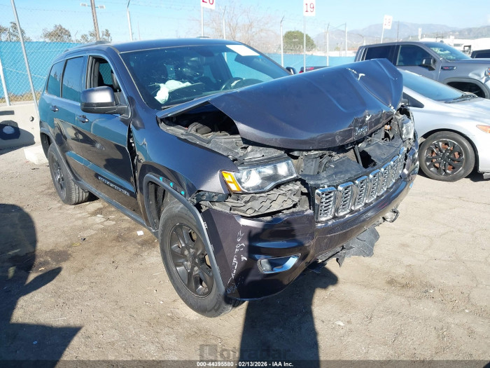 Jeep Grand cherokee 2017 VIN 1C4RJEAG3HC678779