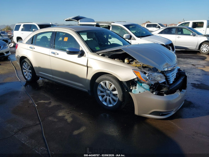 Chrysler 200 2013 VIN 1C3CCBCG1DN702270