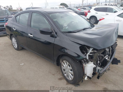 Nissan Versa 2017 3N1CN7AP6HL827943