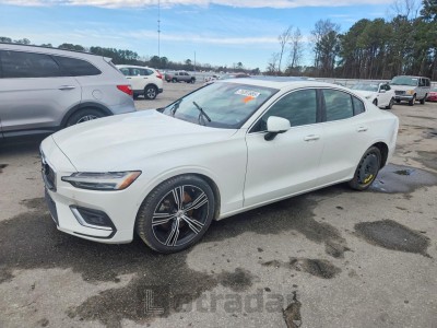 Volvo S60 2022 7JRL12FLXNG165397