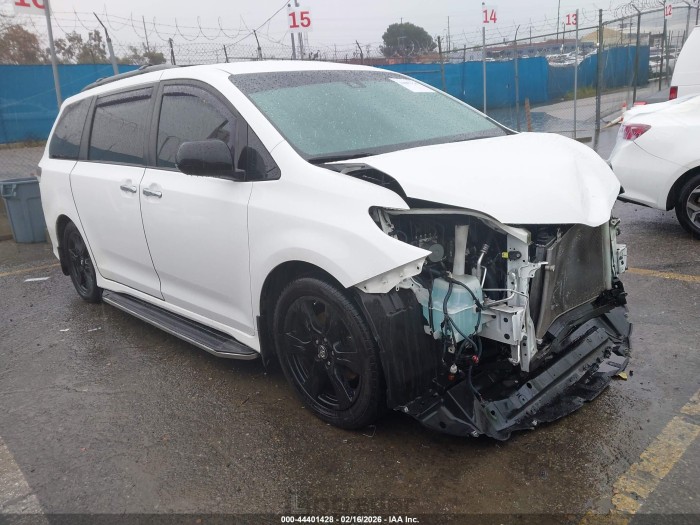 Toyota Sienna 2019 VIN 5TDXZ3DC8KS001469
