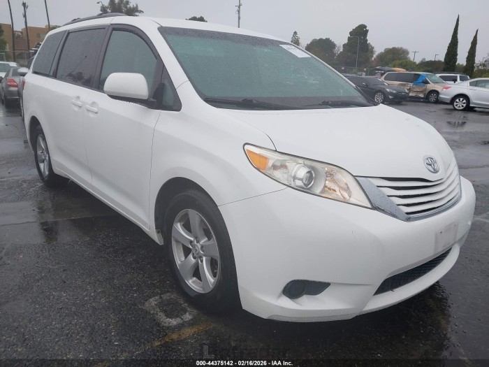 Toyota Sienna 2015 VIN 5TDKK3DC9FS553972