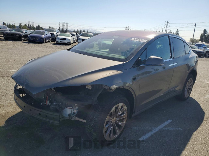 Tesla Model x 2016 VIN 5YJXCBE29GF030010