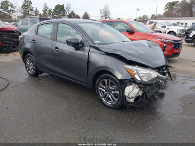 Toyota Yaris 2019 3MYDLBYV3KY519283