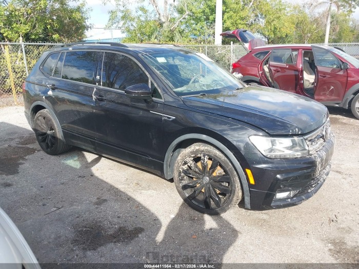 Volkswagen Tiguan 2021 VIN 3VV3B7AX6MM063362