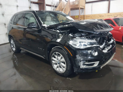 BMW X5 2017 5UXKR0C34H0V81453