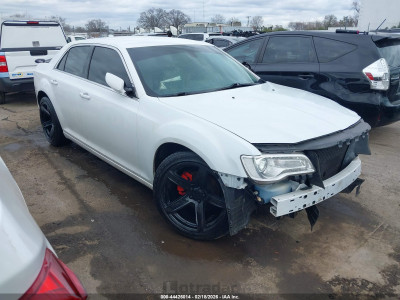 Chrysler 300 2015 2C3CCAAG2FH922025