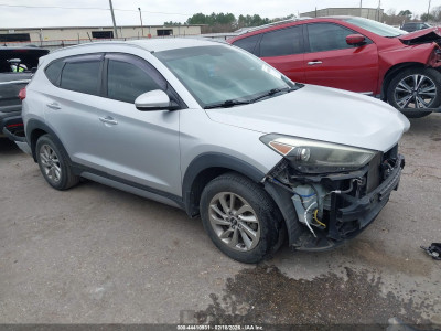 Hyundai Tucson 2017 KM8J33A29HU288811