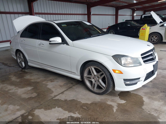 Mercedes-benz C-klasse 2014 VIN WDDGF4HB6EG245951