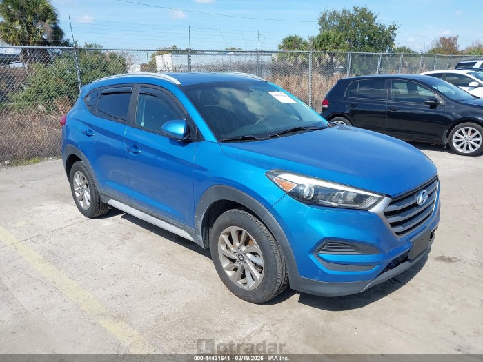 Hyundai Tucson 2018 VIN KM8J3CA40JU720810