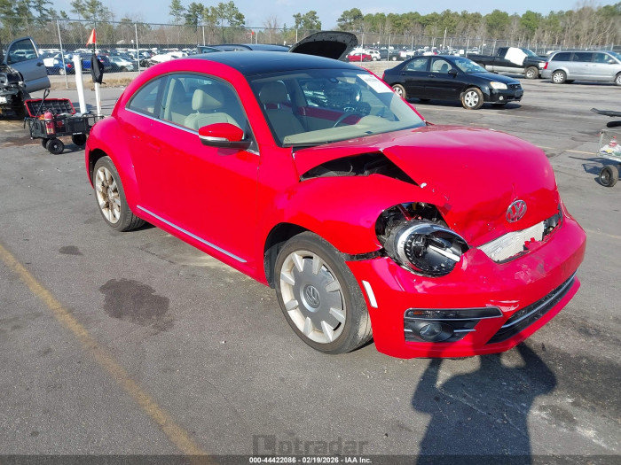 Volkswagen Beetle 2019 VIN 3VWJD7AT3KM712784