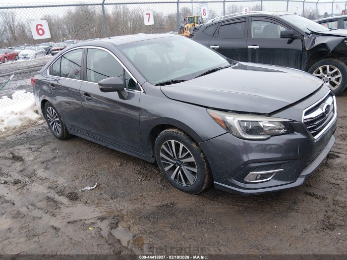 Subaru LEGACY 2018 VIN 4S3BNAH60J3034528
