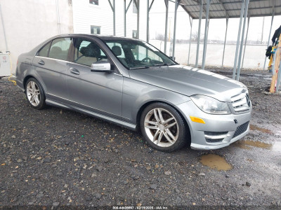 Mercedes-benz C-klasse 2012 VIN WDDGF8BB9CR210645