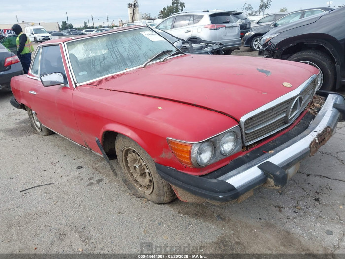 Mercedes-benz W114 1984 VIN WDBBA45A8EA003937