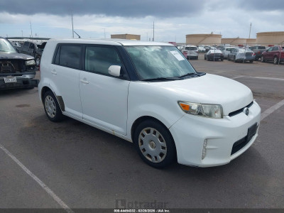 Scion Xb 2015 JTLZE4FE0FJ082385