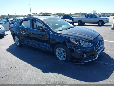 Hyundai Sonata 2018 5NPE24AF1JH682420