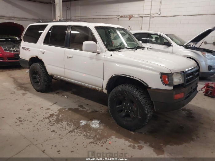 Toyota 4runner 1998 VIN JT3HN86R8W0137774