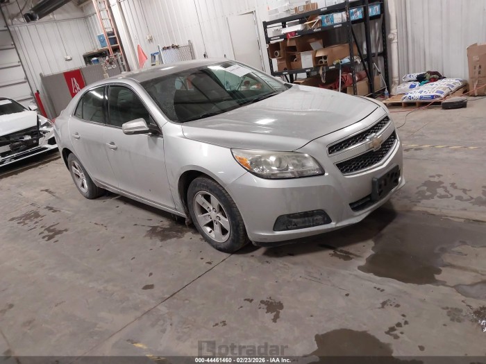 Chevrolet Malibu 2016 VIN 1G11C5SA2GF162436