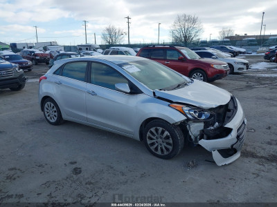 Hyundai Elantra 2016 KMHD35LH3GU300475
