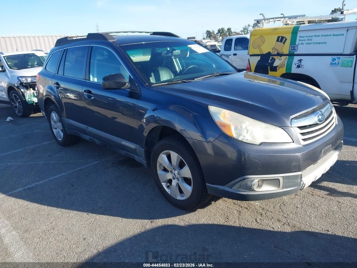 Subaru Outback 2011 VIN 4S4BRBJC9B3447099