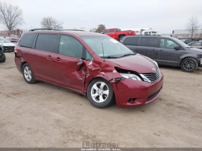 Toyota Sienna 2014 5TDKK3DC0ES462345