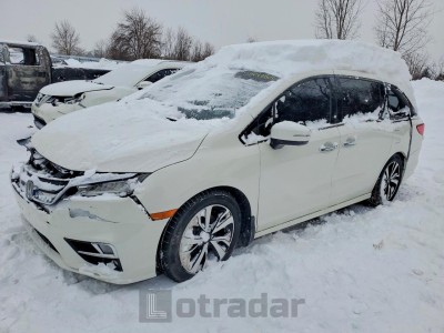 Honda Odyssey 2018 VIN 5FNRL6H82JB500630