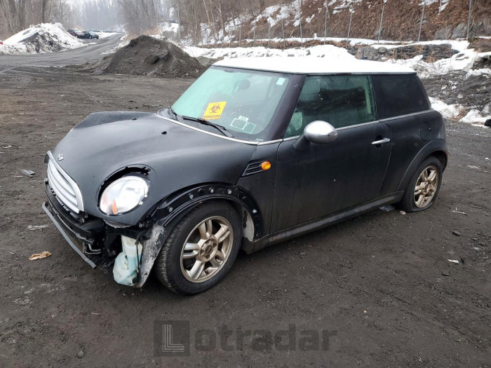 Mini Cooper 2013 VIN WMWSU3C59DT374484