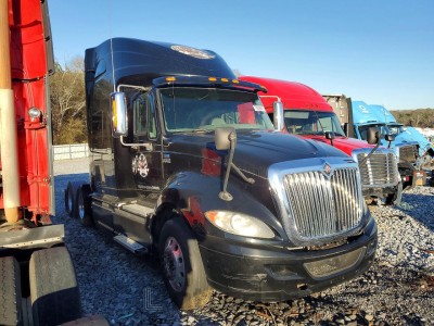 International   2013 VIN 3HSDJSJR8DN389031