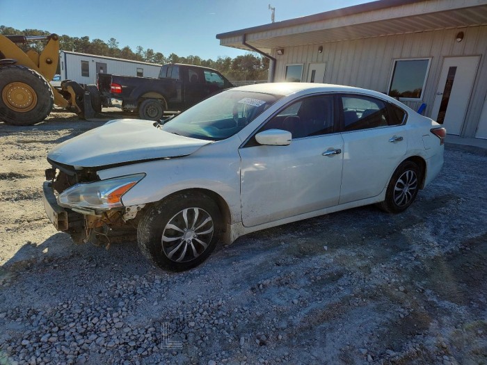 Nissan Altima 2015 VIN 1N4AL3AP5FC104778