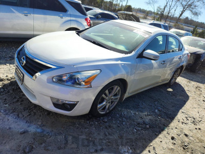 Nissan Altima 2013 1N4BL3AP2DN423397