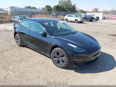Tesla Model 3 2023 5YJ3E1EA4PF430678