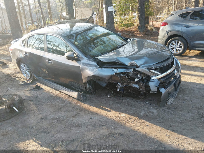 Nissan Altima 2015 VIN 1N4AL3AP8FC250821