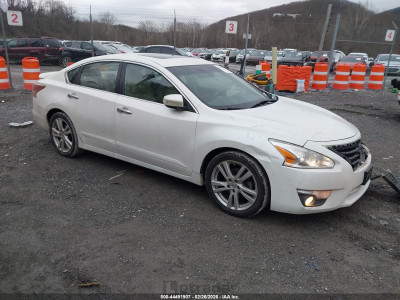 Nissan Altima 2013 1N4BL3AP6DC158754