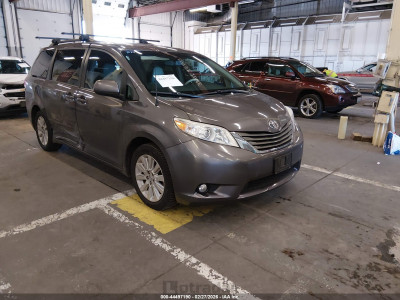 Toyota Sienna 2014 5TDDK3DC5ES089652
