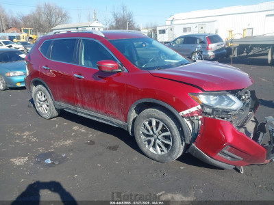 Nissan Rogue 2018 5N1AT2MV1JC764545