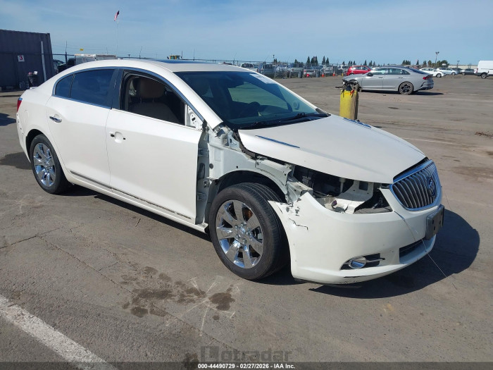 Buick Lacrosse 2013 VIN 1G4GH5E33DF267767