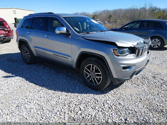 Jeep Grand cherokee 2019 VIN 1C4RJEBG7KC533556
