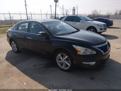 Nissan Altima 2015 1N4AL3AP4FN863927