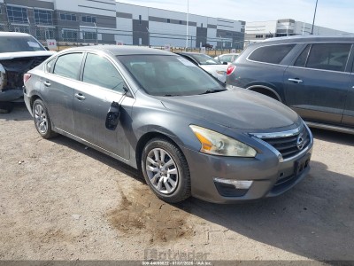 Nissan Altima 2014 1N4AL3AP1EN338371